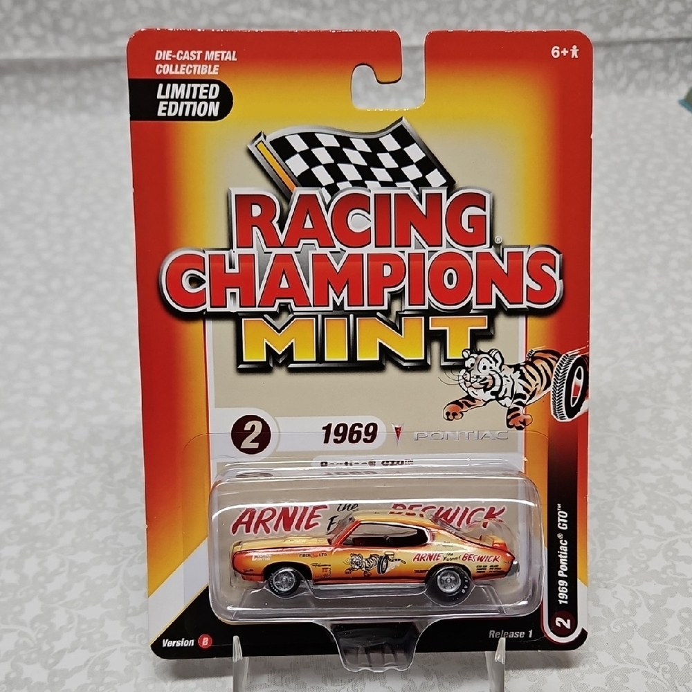 Limited Edition 1969 Pontiac GTO Die-cast Car Version B